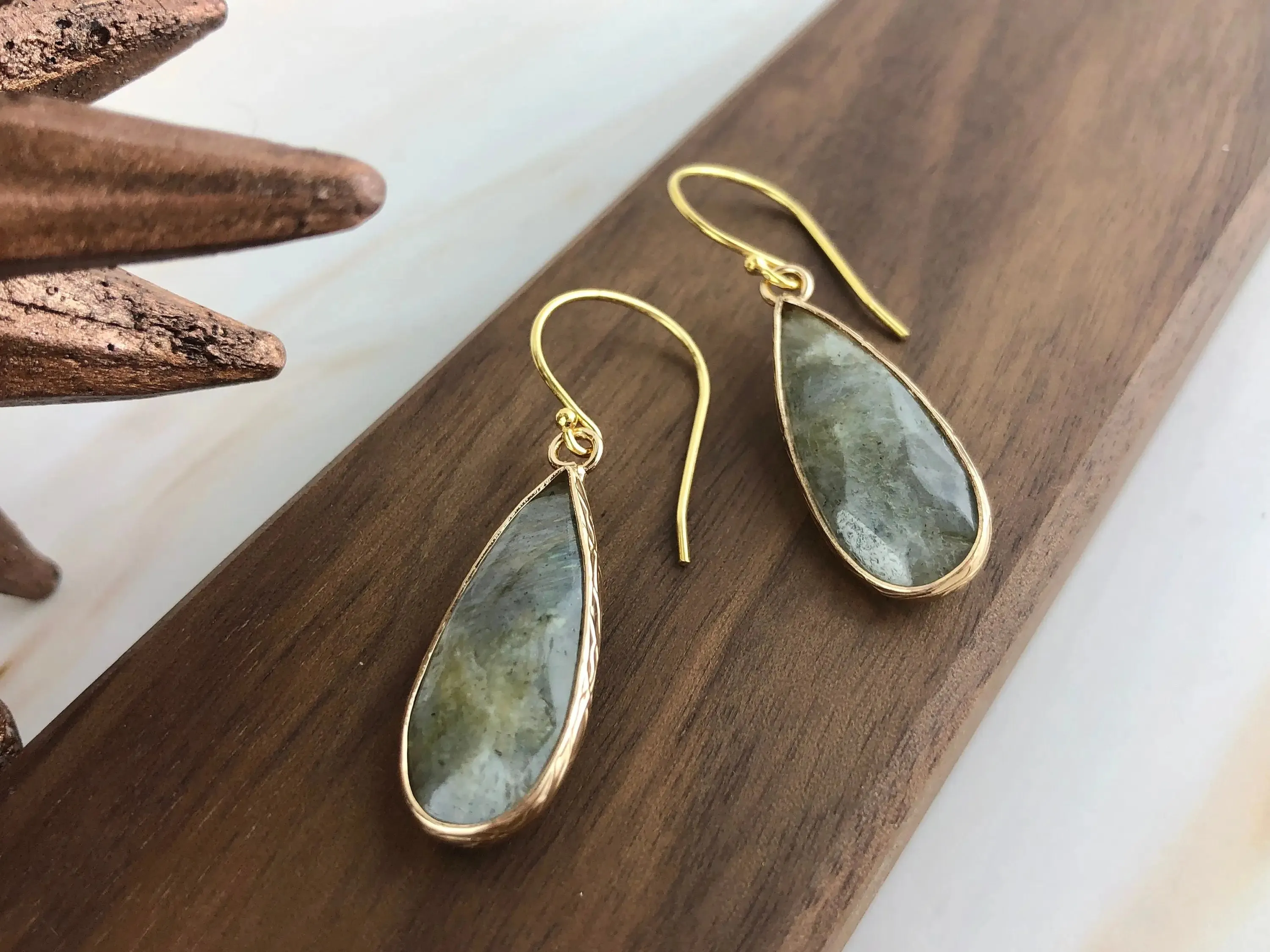 SpotLight Jewelry - Labradorite Jewelry Set - Gemstone Jewelry